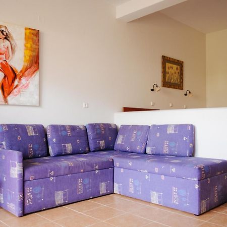 Finikas Apartments Плакиас Экстерьер фото